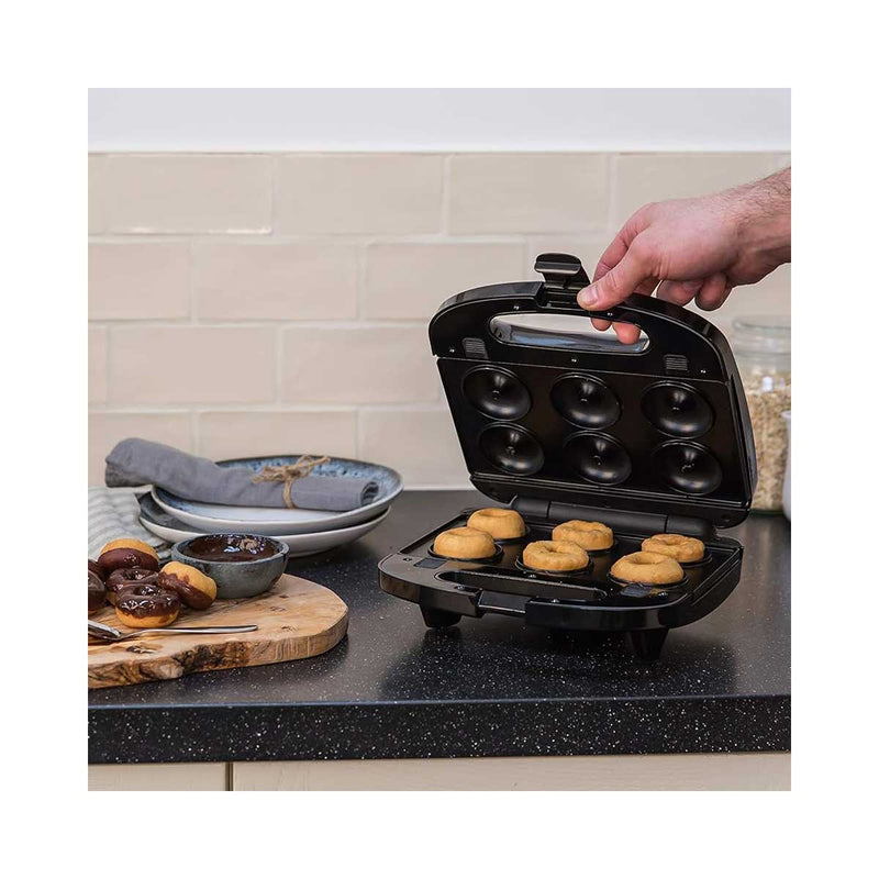 RUSSELL HOBBS 25490 3 Pack Treat Plates , Black مجموعة من 3 أطباق للحلوى