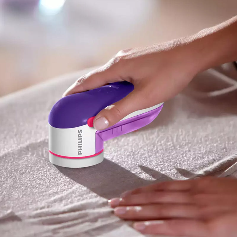 Philips GC026/30 Handheld Fabric Shaver Cleaner Brush, Purple اكسسوار لتنظيف الملابس فيليبس