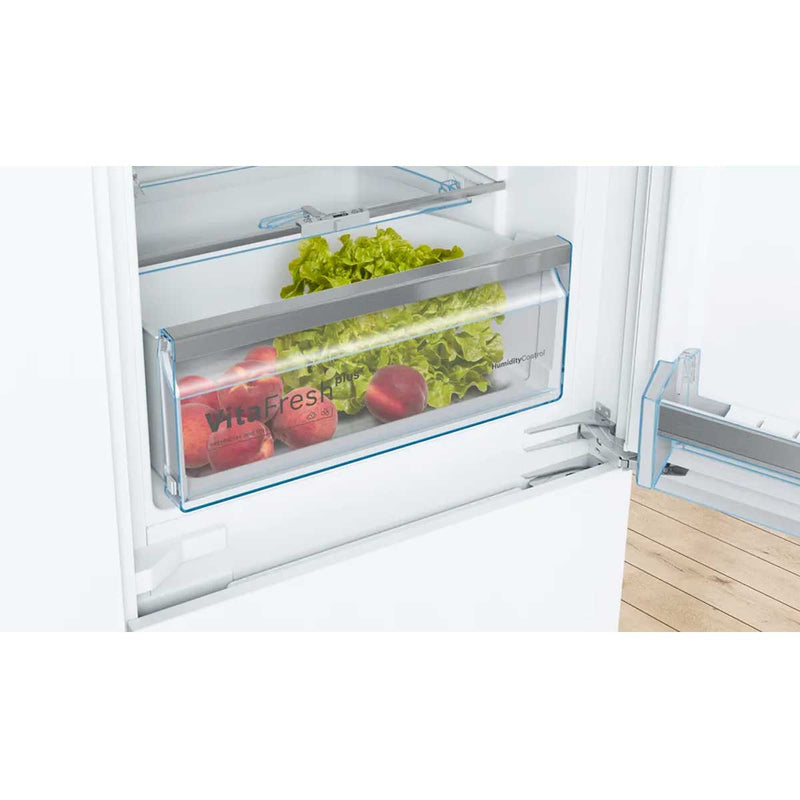 BOSCH KIS87AF30U Built-In Fridge-Freezer with Freezer at Bottom ثلاجة