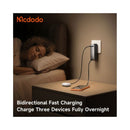 MCDODO MC-3181 3-in-1 Power Bank with Digital Display and interchangeable plugs, Black